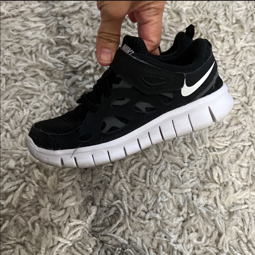 Kids free runs